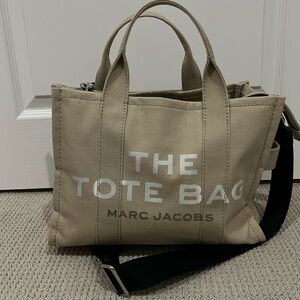 THE TOTE BAG MARC JACOBS